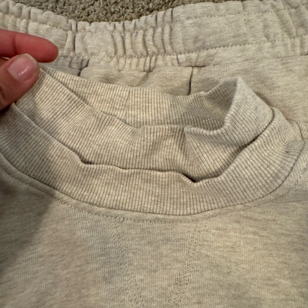 Gymshark Rest Day Crop Pull & Jogger Set - image 6